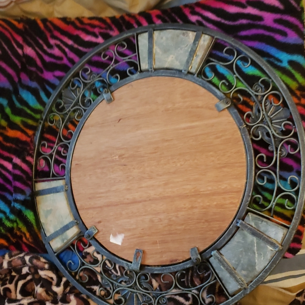 Large antique mirror - Picture 3 of 3